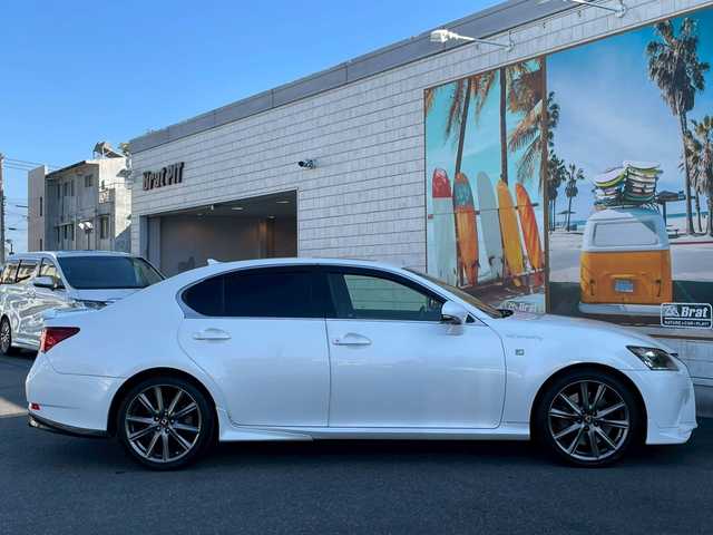 レクサス ＧＳ 450h Fスポーツ 滋賀県 2012(平24)年 8.8万km ホワイトパールクリスタルシャイン マークレビンソン/プリクラッシュセーフティ/ナイトビューカメラ/TRD4本出しマフラー/純正エアロ/サンルーフ/ブラウンレザーシート/前席エアシート＆ヒーター/前席パワーシート/パワートランク/メーカーナビ/バックカメラ/フルセグTV：DVD：CD：USB：AUX/デイライトフォグ/ハンドルヒーター/ビルトインETC/コーナーセンサー/オートサンシェード/オートハイビーム/パドルシフト/純正フロアマット/レーダークルーズコントロール/保証書・取扱説明書