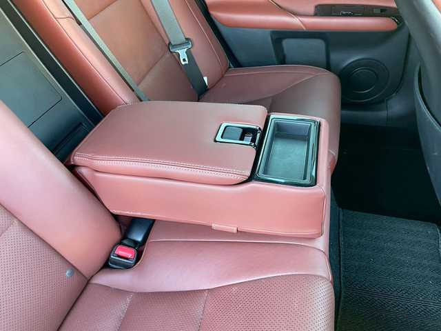 レクサス ＧＳ 450h Fスポーツ 滋賀県 2012(平24)年 8.8万km ホワイトパールクリスタルシャイン マークレビンソン/プリクラッシュセーフティ/ナイトビューカメラ/TRD4本出しマフラー/純正エアロ/サンルーフ/ブラウンレザーシート/前席エアシート＆ヒーター/前席パワーシート/パワートランク/メーカーナビ/バックカメラ/フルセグTV：DVD：CD：USB：AUX/デイライトフォグ/ハンドルヒーター/ビルトインETC/コーナーセンサー/オートサンシェード/オートハイビーム/パドルシフト/純正フロアマット/レーダークルーズコントロール/保証書・取扱説明書