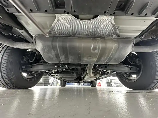 マツダ ＣＸ－６０ XD HV エクスクルーシブスポーツ 滋賀県 2022(令4)年 3.4万km ロジウムホワイトプレミアムメタリック 純正12.3インチナビ/Bluetooth/AppleCarPlay/AndoroidAuto/USB/フルセグ/レザーシート/BOSEサウンド/全方位カメラ/追従クルーズコントロール/クリアランスソナー/BSM/衝突軽減/ドラレコ（前後）/AC100V/4WD/ヒルディセントコントロール/電動パーキングブレーキ/オートブレーキホールド/パワーシート/ベンチレーション（D/N）/シートヒーター（全席）/ステアリングヒーター/ビルトインETC/パワーバックドア/パドルシフト/電動チルトステアリング/シートポジションメモリ/プッシュスタート/スマートキー/ステアリングリモコン/純正マット