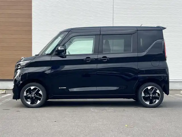 日産 ルークス HWS X プロパイロットED 秋田県 2021(令3)年 2.6万km ブラック ４WD/インテリジェントエマージェンシーブレーキ/プロパイロット/両側パワースライドドア/ハンズフリーオートスライドドア/LEDヘッドライト/純正メモリナビ（CD/BT)/フルセグ/アラウンドビューモニター/日産純正１４インチアルミ（夏タイヤ装着）/スマートキー/アイドリングストップ/プッシュスタート/インテリジェントクルーズコントロール追従走行有/コーナーセンサー/車線逸脱防止支援システム/ステアリングスイッチ/前席シートヒーター/電動パーキングブレーキ/オートブレーキホールド機能/純正フロアマット/純正ドアバイザー/オートライト/オートエアコン/パワーステアリング/パワーウィンドウ/横滑り防止/盗難防止装置/寒冷地仕様/電動格納ウィンカーミラー