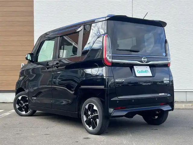 日産 ルークス HWS X プロパイロットED 秋田県 2021(令3)年 2.6万km ブラック ４WD/インテリジェントエマージェンシーブレーキ/プロパイロット/両側パワースライドドア/ハンズフリーオートスライドドア/LEDヘッドライト/純正メモリナビ（CD/BT)/フルセグ/アラウンドビューモニター/日産純正１４インチアルミ（夏タイヤ装着）/スマートキー/アイドリングストップ/プッシュスタート/インテリジェントクルーズコントロール追従走行有/コーナーセンサー/車線逸脱防止支援システム/ステアリングスイッチ/前席シートヒーター/電動パーキングブレーキ/オートブレーキホールド機能/純正フロアマット/純正ドアバイザー/オートライト/オートエアコン/パワーステアリング/パワーウィンドウ/横滑り防止/盗難防止装置/寒冷地仕様/電動格納ウィンカーミラー