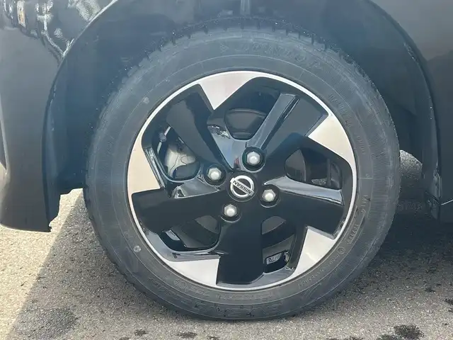 日産 ルークス HWS X プロパイロットED 秋田県 2021(令3)年 2.6万km ブラック ４WD/インテリジェントエマージェンシーブレーキ/プロパイロット/両側パワースライドドア/ハンズフリーオートスライドドア/LEDヘッドライト/純正メモリナビ（CD/BT)/フルセグ/アラウンドビューモニター/日産純正１４インチアルミ（夏タイヤ装着）/スマートキー/アイドリングストップ/プッシュスタート/インテリジェントクルーズコントロール追従走行有/コーナーセンサー/車線逸脱防止支援システム/ステアリングスイッチ/前席シートヒーター/電動パーキングブレーキ/オートブレーキホールド機能/純正フロアマット/純正ドアバイザー/オートライト/オートエアコン/パワーステアリング/パワーウィンドウ/横滑り防止/盗難防止装置/寒冷地仕様/電動格納ウィンカーミラー