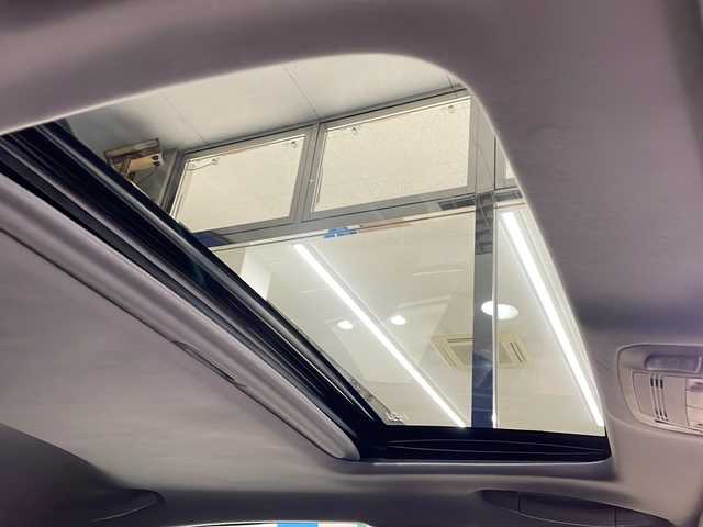 トヨタ クラウン ハイブリッド アスリートS 福島県 2016(平28)年 13.5万km ホワイトパールクリスタルシャイン 純正ナビ(フルセグTV/BT/CD/DVD/AM/FM)　サンルーフ 前後ドラレコ　クルーズコントロール　パワーシート（D席/N席）　シートヒーター(D席/N席）　ステアリングヒーター レーダー　デジタルインナーミラー　ビルトインＥＴＣ　フルエアロ　電動サンシェード LEDヘッドライト 純正ＡＷ　　エンジンスターター　スマートキー スペアキー 保証書 取扱説明書