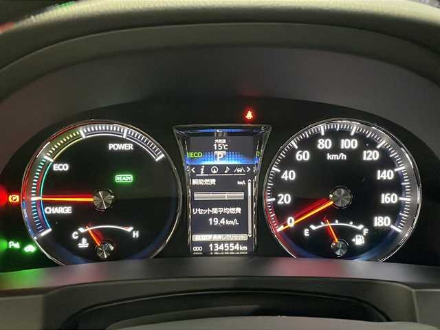 トヨタ クラウン ハイブリッド アスリートS 福島県 2016(平28)年 13.5万km ホワイトパールクリスタルシャイン 純正ナビ(フルセグTV/BT/CD/DVD/AM/FM)　サンルーフ 前後ドラレコ　クルーズコントロール　パワーシート（D席/N席）　シートヒーター(D席/N席）　ステアリングヒーター レーダー　デジタルインナーミラー　ビルトインＥＴＣ　フルエアロ　電動サンシェード LEDヘッドライト 純正ＡＷ　　エンジンスターター　スマートキー スペアキー 保証書 取扱説明書