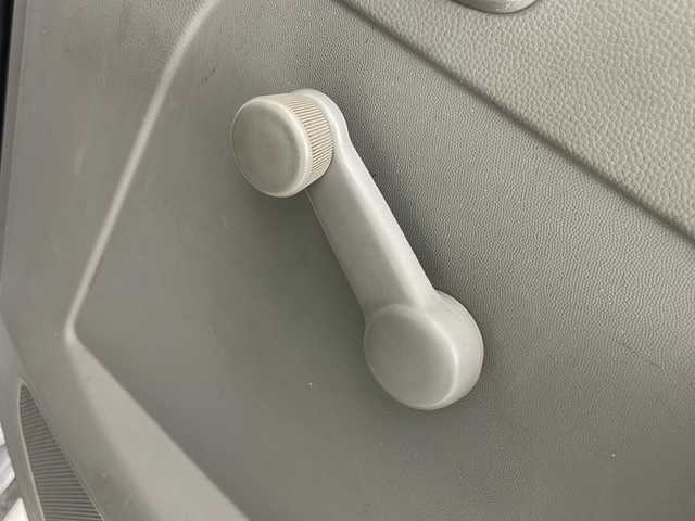 スズキ エブリイ PA 道央・札幌 2015(平27)年 6.7万km スペリアホワイト ・4WD/・両側スライドドア/・社外AW夏タイヤ積み込み/・純正オーディオ/・ヘッドライトレベライザー