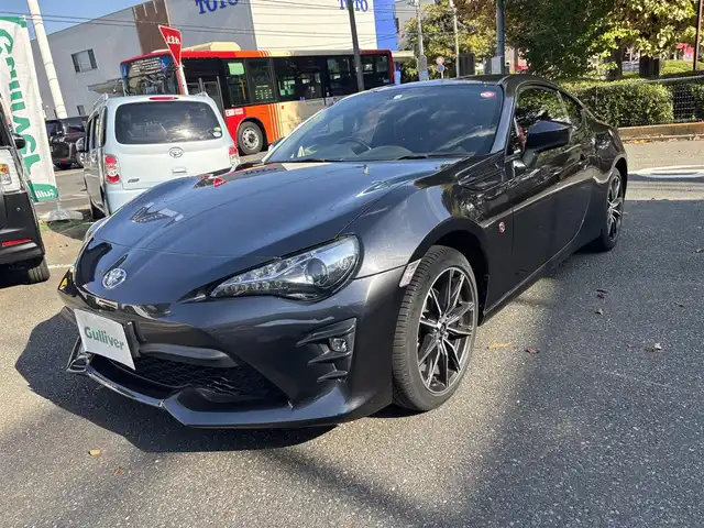 トヨタ ８６ GT 神奈川県 2018(平30)年 1.8万km ダークグレーメタリック ワンオーナー/純正ナビYV/バックモニター/スペアキー/保証書・取説/ディーラー点検記録簿