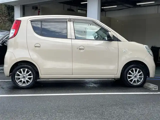 日産 モコ