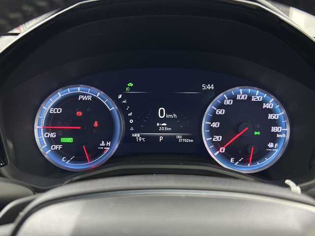トヨタ クラウン ハイブリッド RS 愛知県 2019(令1)年 3.8万km ホワイトパールクリスタルシャイン 純正8インチナビ　/（フルセグTV/ＣＤ/ＤＶＤ/Ｂｌｕｅｔｏｏｔｈ/SD)/バックカメラ/トヨタセーフティセンス/・衝突軽減ブレーキ　/・レーンキープアシスト　/・レーダークルーズコントロール/ＥＴＣ　/ドライブレコーダー　/パワーシート/シートヒーター/LEDヘッドライト/純正フロアマット/純正18インチアルミホイール/スマートキー/プッシュスタート/横滑り防止装置
