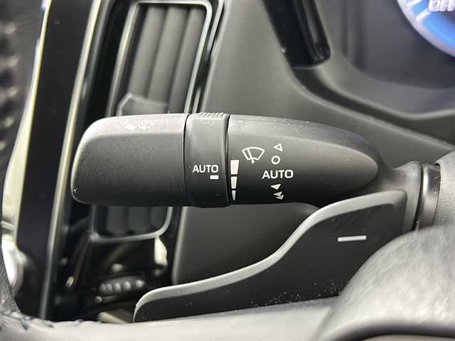 トヨタ クラウン ハイブリッド RS 愛知県 2019(令1)年 3.8万km ホワイトパールクリスタルシャイン 純正8インチナビ　/（フルセグTV/ＣＤ/ＤＶＤ/Ｂｌｕｅｔｏｏｔｈ/SD)/バックカメラ/トヨタセーフティセンス/・衝突軽減ブレーキ　/・レーンキープアシスト　/・レーダークルーズコントロール/ＥＴＣ　/ドライブレコーダー　/パワーシート/シートヒーター/LEDヘッドライト/純正フロアマット/純正18インチアルミホイール/スマートキー/プッシュスタート/横滑り防止装置