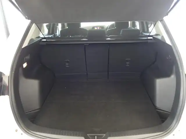 マツダ ＣＸ－５ XD 静岡県 2013(平25)年 8.7万km クリスタルホワイトパールマイカ ワンオーナー/禁煙車/車検R8年11月19日/スマートシティーブレーキサポート/　・AT誤発進抑制制御/　・車線逸脱警報システム/リアビークルモニタリング/クルーズコントロール/ディーラーオプションSDナビ/　CD/DVD/SD/BT/フルセグTV/バックカメラ/純正左サイドカメラ/ETC/スマートキー／プッシュスタート/純正HIDヘッドライト/AFS/オートライト/純正トノカバー/純正ドアバイザー/純正フロアマット/保証書/取扱説明書