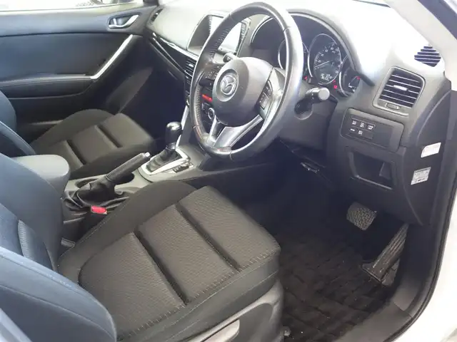 マツダ ＣＸ－５ XD 静岡県 2013(平25)年 8.7万km クリスタルホワイトパールマイカ ワンオーナー/禁煙車/車検R8年11月19日/スマートシティーブレーキサポート/　・AT誤発進抑制制御/　・車線逸脱警報システム/リアビークルモニタリング/クルーズコントロール/ディーラーオプションSDナビ/　CD/DVD/SD/BT/フルセグTV/バックカメラ/純正左サイドカメラ/ETC/スマートキー／プッシュスタート/純正HIDヘッドライト/AFS/オートライト/純正トノカバー/純正ドアバイザー/純正フロアマット/保証書/取扱説明書