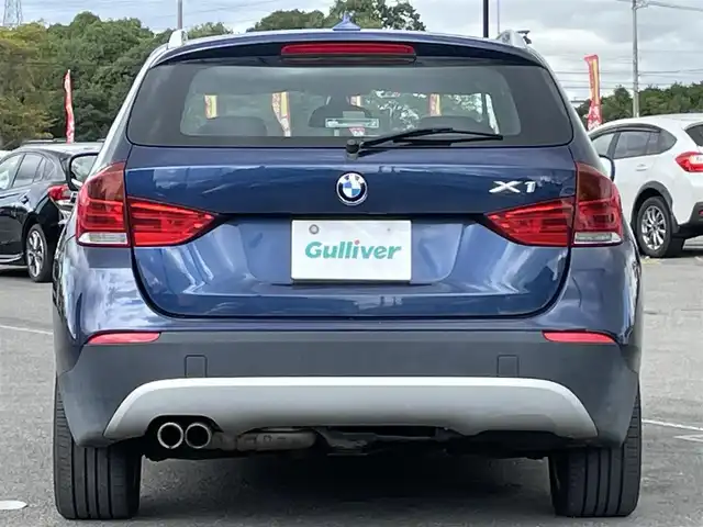 ＢＭＷ Ｘ１ xDrive 25i 道央・札幌 2010(平22)年 7.5万km ディープシーブルー ４WD/純正メーカーナビ/CD/DVD/BT/DTC/ダウンヒルアシストコントロール/ミラー一体型ETC/サンルーフ/前席パワーシート/D席シートヒーター/革巻きステアリング/ステアリングリモコン/MTモード付AT/プッシュスタート/スマートキー/HIDヘッドライト/オートライト/フォグランプ/電動格納ミラー/フロアマット/スペアキー