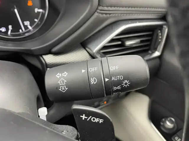 マツダ ＣＸ－５ XD 100周年特別記念車 大阪府 2021(令3)年 4.6万km スノーフレイクホワイトパールマイカ ワンオーナー/純正ナビ/・フルセグTV/・Bluetooth/・AppleCarPlay/・USB接続/ブラインドスポットモニター/パワーバックドア/全方位カメラ/バックカメラ/スマートブレーキ/レーダークルーズコントロール/レーンキープアシスト/パーキングセンサー/アドバンスドシティブレーキサポート/アクティブドライビングディスプレイ/赤レザーシート/シートヒーター/ステアリングヒーター/パドルシフト/保証書/取扱説明書/整備記録簿