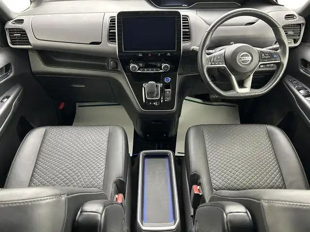 日産 セレナ e－パワー ハイウェイスター V 埼玉県 2020(令2)年 2.1万km ダイヤモンドブラック 禁煙車　１１型後席モニター　純正１２．３型ナビＴＶ　全方位カメラ　両側電動スライドドア　シートヒーター　ＥＴＣ　ドライブレコーダー　プロパイロット　ＬＥＤヘッドライト　ＢＳＭ　スマートルームミラー
