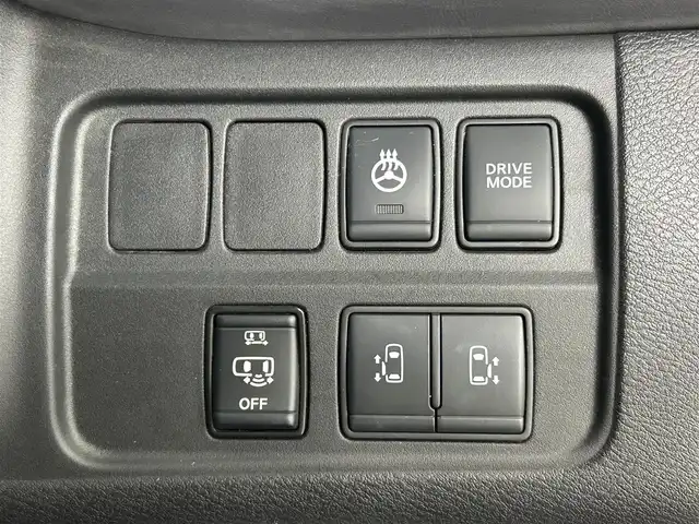 日産 セレナ e－パワー ハイウェイスター V 埼玉県 2020(令2)年 2.1万km ダイヤモンドブラック 禁煙車　１１型後席モニター　純正１２．３型ナビＴＶ　全方位カメラ　両側電動スライドドア　シートヒーター　ＥＴＣ　ドライブレコーダー　プロパイロット　ＬＥＤヘッドライト　ＢＳＭ　スマートルームミラー