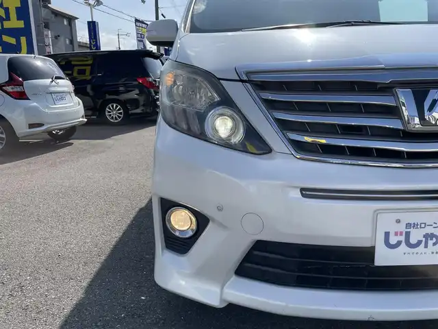 トヨタ アルファード 240S 和歌山県 2012(平24)年 14万km ホワイトパールクリスタルシャイン (株)IDOMが運営する【じしゃロン和歌山店】の自社ローン専用車両になります。こちらは現金またはオートローンご利用時の価格です。自社ローンご希望の方は別途その旨お申付け下さい/純正7インチナビ/フルセグTV/ETC/バックカメラ/両側パワースライドドア/純正フリップダウン/純正フロアマット/純正アルミホイール/ヴァレンティ製社外テールライト/RSR製ダウンサス