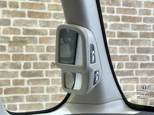 ホンダ Ｎ ＢＯＸ G L ホンダセンシング 岩手県 2020(令2)年 1.9万km クリスタルブラックパール ４W/両側パワースライドドア/ホンダセンシング/衝突軽減ブレーキ/路外逸脱抑制/アダプティブクルーズコントロール/車線維持支援機能/誤発進抑制機能/先行車発信お知らせ機能/オートハイビーム/横滑り防止装置/アイドリングストップ/前席シートヒーター/ロールサンシェード/チップアップリアシート/フロントベンチシート/純正ナビ/フルセグTV/バックカメラ/ETC/フルLEDヘッドランプ/１４インチスチールホイール/純正ホイールキャップ