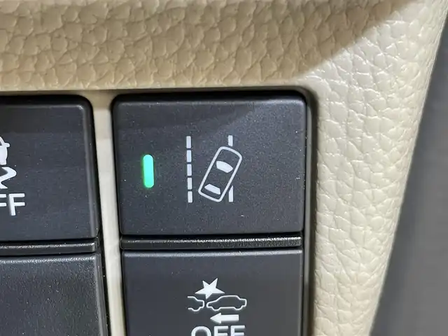 ホンダ Ｎ ＢＯＸ G L ホンダセンシング 岩手県 2020(令2)年 1.9万km クリスタルブラックパール ４W/両側パワースライドドア/ホンダセンシング/衝突軽減ブレーキ/路外逸脱抑制/アダプティブクルーズコントロール/車線維持支援機能/誤発進抑制機能/先行車発信お知らせ機能/オートハイビーム/横滑り防止装置/アイドリングストップ/前席シートヒーター/ロールサンシェード/チップアップリアシート/フロントベンチシート/純正ナビ/フルセグTV/バックカメラ/ETC/フルLEDヘッドランプ/１４インチスチールホイール/純正ホイールキャップ