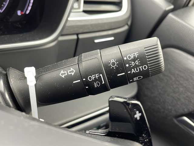 ホンダ オデッセイ ハイブリッド e:HEVアブソルート EXブラックED 大阪府 2023(令5)年 1.9万km プラチナホワイトパール 純正11インチナビ/【フルセグＴＶ/ＡＭ/ＦＭ/ＣＤ/ＤＶＤ/ＢＴ/ＵＳＢ/ＨＤＭＩ//ＡｐｐｌｅＣａｒＰｌａｙ/ＡｎｄｒｏｉｄＡｕｔｏ】/純正ドライブレコーダー前後/ETC/バックカメラ(全方位)/Honda SENSING/・衝突軽減ブレーキ/・誤発進抑制機能/・後方誤発進抑制機能/・近距離衝突軽減ブレーキ/・歩行者事故低減ステアリング/・路外逸脱抑制機能/・追従機能付きアダプティブクルーズコントロール/・車線維持支援システム/・先行車発進お知らせ機能/・標識認識機能/・オートハイビーム/・ブラインドスポットインフォメーション/・パーキングセンサーシステム/・後退出庫サポート/パワーシート(D席・N席・2列目)/シートヒーター(D席・N席・２列目)/オットマン(2列目)/両側パワースライドドア/パワーバックドア/純正フロアマット/スマートキー