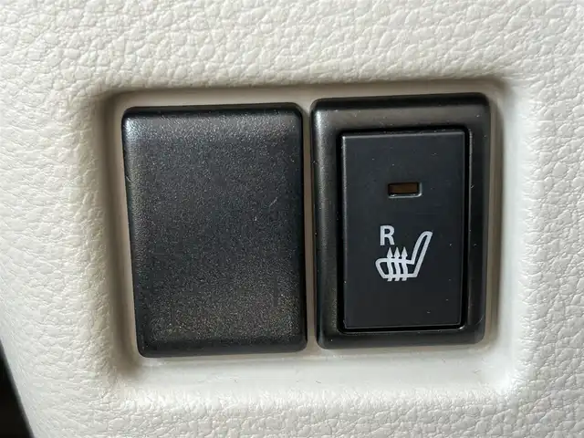 スズキ スペーシア HYBRID X 大阪府 2020(令2)年 2.5万km オフブルーM 社外メモリ－ナビ（strada）　/フルセグTV/CD/DVD/Bluetooth　/両側電動パワースライドドア　/追従型クルーズコントロール　/シートヒーター/ビルトインETC　/前後ドライブレコーダー　/純正フロアマット　/後方コーナーセンサー　