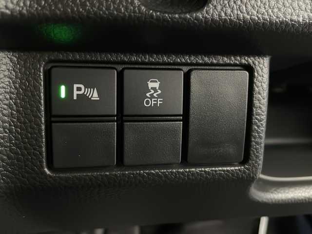 ホンダ Ｎ ＢＯＸ カスタム L 栃木県 2021(令3)年 3.9万km クリスタルブラックパール ホンダセンシング/・衝突軽減ブレーキ/・誤発進抑制機能/・アダプティブクルーズコントロール/・車線維持支援システム/・路外逸脱抑制機能/・先行車発進お知らせ機能/・標識認識機能/・オートハイビーム/禁煙車/純正ナビ/（CD/DVD/BT/TV/AM/FM/USB)/シートヒーター/オートライト/オートエアコン/片側パワースライドドア/コーナーセンサー/電動格納ミラー/純正ドラレコ/ETC/純正フロアマット/純正サイドバイザー/スマートキー/プッシュスタート/ステアリングスイッチ