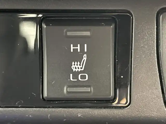 トヨタ ＲＡＶ４ ハイブリットG 岡山県 2021(令3)年 4.5万km アティチュードブラックマイカ 純正９型ディスプレイオーディオ　/全方位カメラ　/レーダークルーズコントロール　/ＥＴＣ２．０　/シートヒーター　/ＬＥＤヘッドライト　/ドライブレコーダー　/デジタルインナーミラー　/ブラインドスポットモニター/オートハイビーム/禁煙車/踏み間違い防止/ステアリングヒーター/オートブレーキホールド/電動リアゲート/アイドリングストップ/レーンアシスト