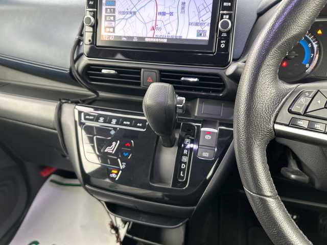 日産 デイズ HWS G ターボ プロパイロットED 福岡県 2019(令1)年 6.7万km チタニウムグレーメタリック 禁煙車/ワンオーナー車/純正9インチナビ(MM319D-L)/ETC/インテリジェントアラウンドビューモニター/バックカメラ/前後ドライブレコーダー(CSD-750FHG)/プロパイロット/インテリジェントエマージェンシーブレーキ/レーンディパーチャーウォーニング/踏み間違い防止アシスト/フロント&バックソナー/LEDヘッドライト/オートライト/ハイビームアシスト/フロントフォグランプ/フロントベンチシート/純正15インチアルミホイール/純正フロアマット/電子パーキングブレーキ/ブレーキホールド/革巻きステアリング/ステアリングスイッチ/プッシュスタート/電動格納ミラー/アイドリングストップ/新車保証書・取扱説明書/スペアキー