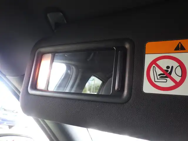 マツダ ＣＸ－８ 25S 千葉県 2019(平31)年 5.4万km スノーフレイクホワイトパールマイカ スマートシティブレーキサポート/ブラインドスポットモニター/レーンキープ・アシスト・システム/純正SDナビ/地デジTV/【DVD/CD再生機能　Bluetooth接続】/サイド/バックカメラ/革巻きステアリング/ETC/LEDヘッドライト/ウインカーミラー/コーナーセンサー/純正17インチアルミホイル/サイド/カーテンエアバッグ/アドバンストキーレスエントリー