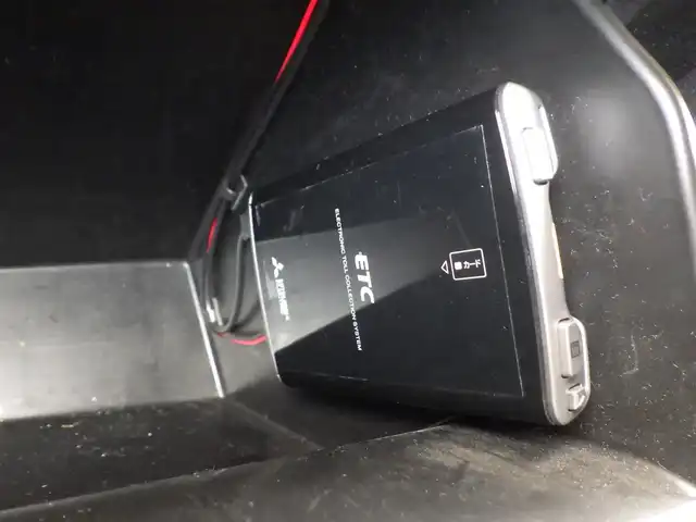 マツダ ＣＸ－８ 25S 千葉県 2019(平31)年 5.4万km スノーフレイクホワイトパールマイカ スマートシティブレーキサポート/ブラインドスポットモニター/レーンキープ・アシスト・システム/純正SDナビ/地デジTV/【DVD/CD再生機能　Bluetooth接続】/サイド/バックカメラ/革巻きステアリング/ETC/LEDヘッドライト/ウインカーミラー/コーナーセンサー/純正17インチアルミホイル/サイド/カーテンエアバッグ/アドバンストキーレスエントリー