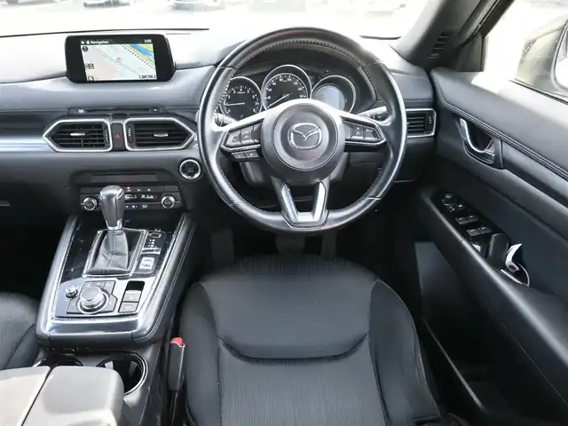 マツダ ＣＸ－８ 25S 千葉県 2019(平31)年 5.4万km スノーフレイクホワイトパールマイカ スマートシティブレーキサポート/ブラインドスポットモニター/レーンキープ・アシスト・システム/純正SDナビ/地デジTV/【DVD/CD再生機能　Bluetooth接続】/サイド/バックカメラ/革巻きステアリング/ETC/LEDヘッドライト/ウインカーミラー/コーナーセンサー/純正17インチアルミホイル/サイド/カーテンエアバッグ/アドバンストキーレスエントリー