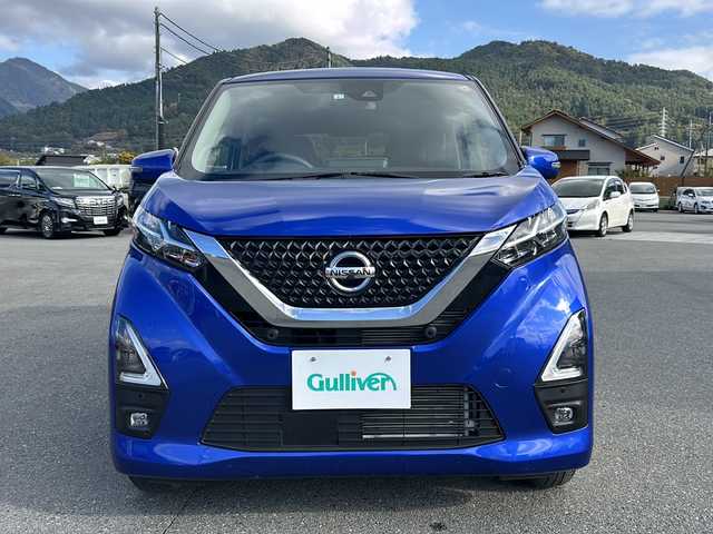 日産 デイズ ハイウェイスターX 山梨県 2021(令3)年 2.6万km アトランティックブルー 4WD/純正ナビ/BT/フルセグTV/CD/DVD/AUX/アラウンドビューモニター/シートヒーター前席/アイドリングストップ/ステアリングリモコン/純正フロアマット/スマートキー/スペアキー1本/ドライブレコーダ/ETC/純正アルミホイール