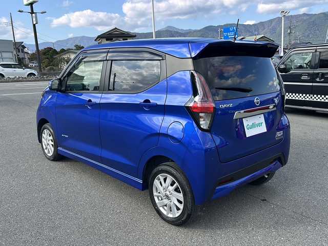 日産 デイズ ハイウェイスターX 山梨県 2021(令3)年 2.6万km アトランティックブルー 4WD/純正ナビ/BT/フルセグTV/CD/DVD/AUX/アラウンドビューモニター/シートヒーター前席/アイドリングストップ/ステアリングリモコン/純正フロアマット/スマートキー/スペアキー1本/ドライブレコーダ/ETC/純正アルミホイール