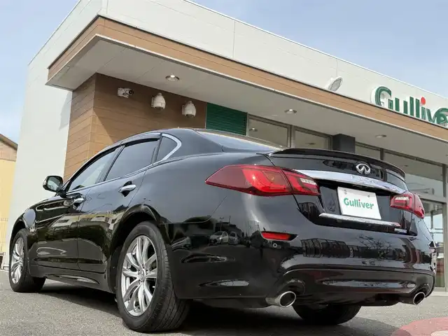 日産 フーガ ハイブリッド 香川県 2017(平29)年 5万km スーパーブラック ワンオーナー/メーカーナビ/フルセグ/アラウンドビューモニター/ハーフレザーシート/前席パワーシート/オットマン/純正18インチアルミ/LEDヘッドライト/エマージェンシーブレーキ/レーダークルーズコントロール/BSM/ドライブレコーダー/スマートキー/ビルトインETC