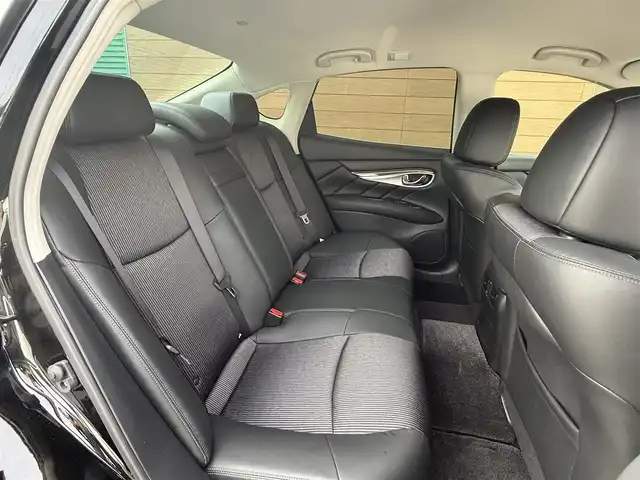 日産 フーガ ハイブリッド 香川県 2017(平29)年 5万km スーパーブラック ワンオーナー/メーカーナビ/フルセグ/アラウンドビューモニター/ハーフレザーシート/前席パワーシート/オットマン/純正18インチアルミ/LEDヘッドライト/エマージェンシーブレーキ/レーダークルーズコントロール/BSM/ドライブレコーダー/スマートキー/ビルトインETC