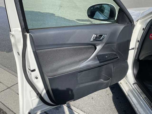 トヨタ マークＸ 250G Sパッケージ 静岡県 2015(平27)年 7.1万km ホワイトパールクリスタルシャイン ●純正SDナビ/(フルセグ/CD/DVD/Bluetooth)/(NSZN-W64T)/●バックカメラ/●クルーズコントロール/●運転席パワーシート/●フォグランプ/●オートライト/●革巻きステアリング/●パドルシフト/●ステアリングスイッチ/●ETC/●前後ドライブレコーダー/●電動格納ウィンカーミラー/●スマートキー/●プッシュスタート/●純正フロアマット/●社外18インチアルミホイール/(ヴォルテック)/●W+サイド+カーテン+ニーSRS+ABS/●保証書/●車両取扱説明書/●ナビ取扱説明書