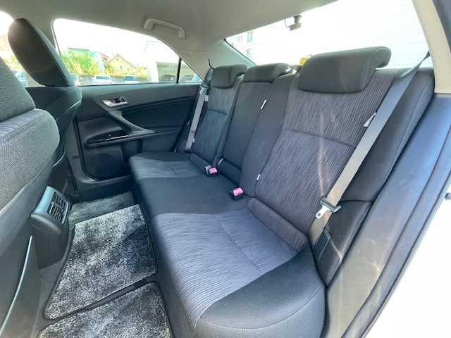 トヨタ マークＸ 250G Sパッケージ 静岡県 2015(平27)年 7.1万km ホワイトパールクリスタルシャイン ●純正SDナビ/(フルセグ/CD/DVD/Bluetooth)/(NSZN-W64T)/●バックカメラ/●クルーズコントロール/●運転席パワーシート/●フォグランプ/●オートライト/●革巻きステアリング/●パドルシフト/●ステアリングスイッチ/●ETC/●前後ドライブレコーダー/●電動格納ウィンカーミラー/●スマートキー/●プッシュスタート/●純正フロアマット/●社外18インチアルミホイール/(ヴォルテック)/●W+サイド+カーテン+ニーSRS+ABS/●保証書/●車両取扱説明書/●ナビ取扱説明書