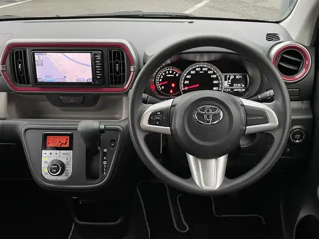 トヨタ パッソ モーダ　S 島根県 2018(平30)年 4万km ダークエメラルドマイカ 登録時走行距離　39367km/ワンオーナー/取扱説明書（車両・ナビ）/保証書/純正ナビ（NSCD-W66）/（地上TV/Bluetooth/AM/FM/CD)/バックカメラ/アイドリングストップ/プッシュスタート/スマートキー/ステアリングスイッチ/純正ドアバイザー/純正フロアマット/横滑り防止装置/衝突軽減システム/オートライト/ドライブレコーダー/積み込み冬タイヤ/ETC/禁煙車