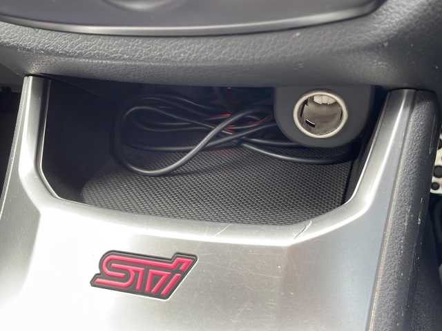 スバル インプレッサ ＷＲＸ 静岡県 2010(平22)年 15.7万km オブシディアンブラックパール プッシュスタート/スマートキー/社外ナビ/　フルセグTV/BTオーディオ/DVD/ハーフレザーシート/キセノンライト/サイド、カーテンエアバック