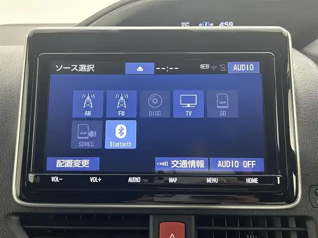 トヨタ ヴォクシー ZS 煌Ⅱ 岡山県 2019(平31)年 5.2万km ブラック 純正9インチナビ/ナビ型番：NSZT-Y68T/【CD/DVD/Bluetooth/フルセグTV】/両側パワースライドドア/バックカメラ/純正ドライブレコーダー(前)/LEDヘッドライト/クルーズコントロール/衝突軽減ブレーキシステム/オートライト/オートハイビーム/コーナーセンサー/ウインカーミラー/シートバックテーブル/シートリフター/チルドステアリング/ステアリングスイッチ/後席サンシェード/レーンアシスト/横滑り防止装置