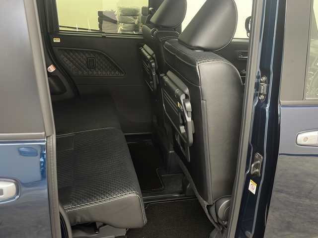 ダイハツ タント カスタム RS スタイルセレクション 長崎県 2021(令3)年 7万km レーザーブルークリスタルシャイン スマートアシスト/・誤発信抑制/・レーンディパーチャーアラート/・オートハイビーム/純正ナビ（NMZK-W71D）/・フルセグ/・DVD/・Bluetooth/全方位モニター/両側パワースライド/前席シートヒーター/運転席スーパースライドシート/コーナーセンサー/純正前後ドライブレコーダー/LEDヘッドライト/LEDフォグ/ETC/レーダークルーズコントロール/シートバックテーブル/リアサンシェード/電格ウィンカーミラー/純正１５インチアルミ/シートリフター/USB端子/スマートキー/プッシュスタート/スペアキー