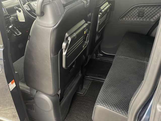 ダイハツ タント カスタム RS スタイルセレクション 長崎県 2021(令3)年 7万km レーザーブルークリスタルシャイン スマートアシスト/・誤発信抑制/・レーンディパーチャーアラート/・オートハイビーム/純正ナビ（NMZK-W71D）/・フルセグ/・DVD/・Bluetooth/全方位モニター/両側パワースライド/前席シートヒーター/運転席スーパースライドシート/コーナーセンサー/純正前後ドライブレコーダー/LEDヘッドライト/LEDフォグ/ETC/レーダークルーズコントロール/シートバックテーブル/リアサンシェード/電格ウィンカーミラー/純正１５インチアルミ/シートリフター/USB端子/スマートキー/プッシュスタート/スペアキー