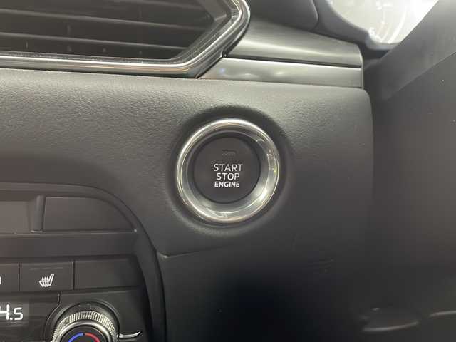 マツダ ＣＸ－８ XD プロアクティブ 愛知県 2019(平31)年 1.9万km スノーフレイクホワイトパールマイカ /純正ナビ　//CD DVD BT フルセグTV//全周囲カメラ　//アダプティブクルーズコントロール　//レーンキープアシスト//スペアキー　//ＥＴＣ//前後コーナーセンサー　//パワーシート　//シートメモリー　//シートヒーター//ロールサンシェード//MTモード付AT//電動パーキングブレーキ//ヘッドアップディスプレイ