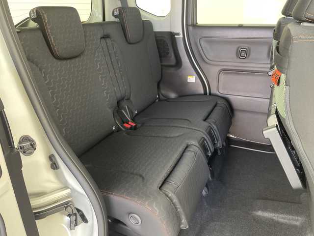 スズキ スペーシア ギア HYBRID XZ 愛知県 2024(令6)年 0.1万km ベージュⅡ 純正ナビ/・Bluetooth/・フルセグテレビ/・USB/HDMI/全方位モニター/シートヒーター/ステアリングヒーター/衝突軽減ブレーキ/レーンキープアシスト/オートマチックハイビーム/前後コーナーセンサー/レーダークルーズコントロール/スマートキー/LEDヘッドライト