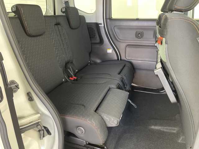 スズキ スペーシア ギア HYBRID XZ 愛知県 2024(令6)年 0.1万km ベージュⅡ 純正ナビ/・Bluetooth/・フルセグテレビ/・USB/HDMI/全方位モニター/シートヒーター/ステアリングヒーター/衝突軽減ブレーキ/レーンキープアシスト/オートマチックハイビーム/前後コーナーセンサー/レーダークルーズコントロール/スマートキー/LEDヘッドライト