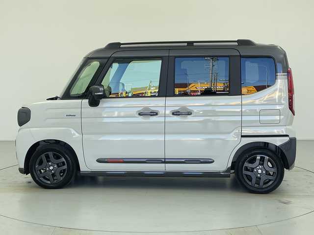 スズキ スペーシア ギア HYBRID XZ 愛知県 2024(令6)年 0.1万km ベージュⅡ 純正ナビ/・Bluetooth/・フルセグテレビ/・USB/HDMI/全方位モニター/シートヒーター/ステアリングヒーター/衝突軽減ブレーキ/レーンキープアシスト/オートマチックハイビーム/前後コーナーセンサー/レーダークルーズコントロール/スマートキー/LEDヘッドライト