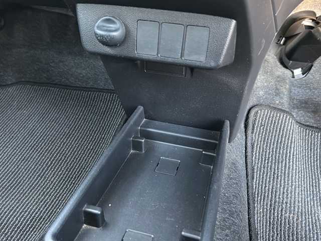 ダイハツ ミラ イース L SAⅢ 秋田県 2019(平31)年 2.5万km スカイブルーメタリック 4WD/ワンオーナー/純正CDデッキ/純正フロアマット/ドアバイザー/スタッドレスタイヤ積込/保証書、取説/スペアキー