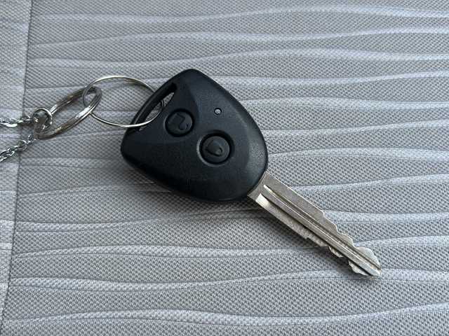 ダイハツ ミラ イース L SAⅢ 秋田県 2019(平31)年 2.5万km スカイブルーメタリック 4WD/ワンオーナー/純正CDデッキ/純正フロアマット/ドアバイザー/スタッドレスタイヤ積込/保証書、取説/スペアキー