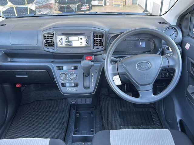 ダイハツ ミラ イース L SAⅢ 秋田県 2019(平31)年 2.5万km スカイブルーメタリック 4WD/ワンオーナー/純正CDデッキ/純正フロアマット/ドアバイザー/スタッドレスタイヤ積込/保証書、取説/スペアキー