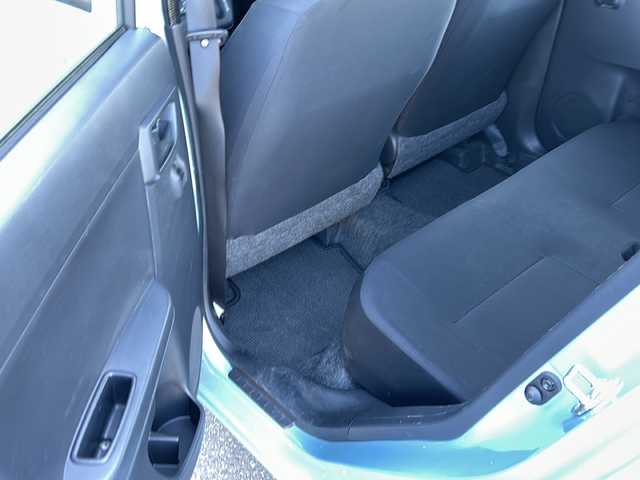 ダイハツ ミラ イース L SAⅢ 秋田県 2019(平31)年 2.5万km スカイブルーメタリック 4WD/ワンオーナー/純正CDデッキ/純正フロアマット/ドアバイザー/スタッドレスタイヤ積込/保証書、取説/スペアキー