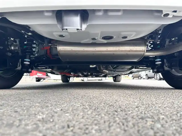 トヨタ シエンタ ハイブリッド Z 宮城県 2025(令7)年 0.3万km プラチナホワイトパールマイカ トヨタチームメイト/・アドバンストパーク/・パーキングサポートブレーキ（周囲静止物/後方歩行者）/・パノラミックビューモニター（床下透過表示機能付）/コンフォートパッケージ/・IRカット機能付ガラス/・ステアリングヒーター/・シートヒーター（運転席/助手席）/寒冷地仕様/アクセサリーコンセント/＝＝＝/セーフティセンス/・プリクラッシュセーフティ/・レーントレーシングアシスト/・レーンディパーチャーアラート/・レーダークルーズコントロール/・アダプティブハイビーム獅子打てむ/・ロードサインアシスト/・ドライバー異常時対応システム/・プロアクティブドライビングアシスト/・発進遅れ告知機能/パーキングサポートブレーキ（前後方静止物/後方接近車両）/BSM/ディスプレイオーディオプラス/・コネクティッドナビ対応10.5インチディスプレイ/・車載ナビ/・Bluetooth/・フルセグTV/・AppleCarPlay/AndroidAuto/ビルトインETC/ドライブレコーダー/ハンズフリーパワースライドドア（両側）/モデリスタ15インチAW